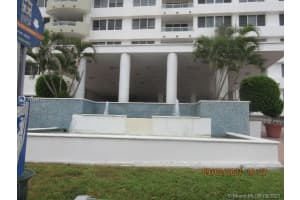 5005 Collins Ave, Miami Beach, FL 33140, Sold 04/21/22
