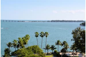 800 Claughton Island Dr, Miami, FL 33131, Sold 01/24/22