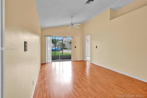3869 NW 121st Ave, Sunrise, FL 33323, Sold 11/04/21
