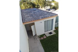 15834 NW 10th St, Pembroke Pines, FL 33028, Sold 10/08/21