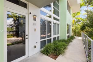 83 N Shore Dr, Miami Beach, FL 33141, Sold 10/26/21