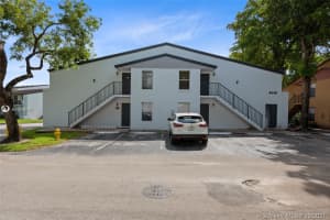 4019 N University Dr, Sunrise, FL 33351, Sold 10/27/21