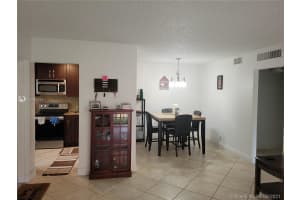 4019 N University Dr, Sunrise, FL 33351, Sold 10/27/21