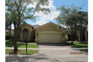 4451 Laurel Pl, Weston, FL 33332, Sold 01/07/22
