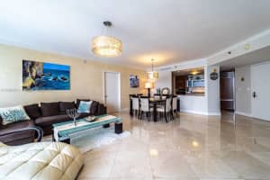 17201 Collins Ave, Sunny Isles Beach, FL 33160, Sold 01/27/22