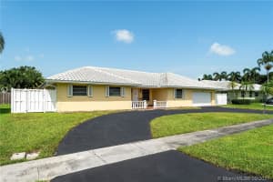 331 SW 74th Terrace, Plantation, FL 33317, Sold 11/04/21