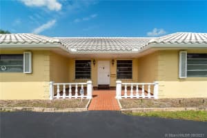 331 SW 74th Terrace, Plantation, FL 33317, Sold 11/04/21