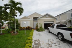 12713 SW 146th Ln, Miami, FL 33186, Sold 11/05/21