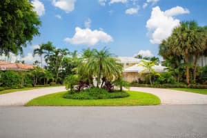 2027 NE 120th Rd, Miami, FL 33181, Sold 04/29/22