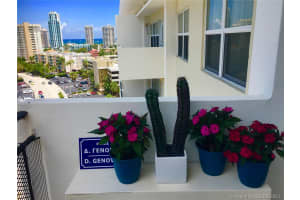 401 Golden Isles Dr, Hallandale Beach, FL 33009, Sold 11/10/21