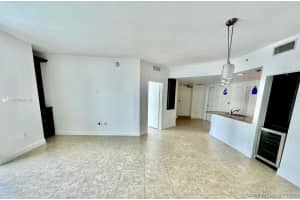 7270 N Kendall Dr B606, Miami, FL 33156, Sold 02/04/22