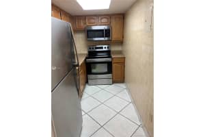 4841 NW 7th St, Miami, FL 33126, Sold 10/15/21