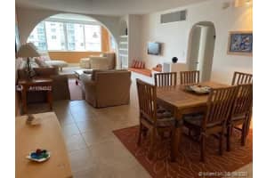 5005 Collins Ave # C5, Miami, FL 33140, Sold 11/24/21