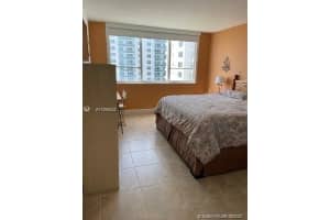 5005 Collins Ave # C5, Miami, FL 33140, Sold 11/24/21