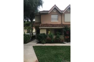 18316 NW 68th Ave, Hialeah, FL 33015, Sold 11/19/21