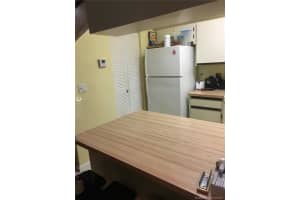 18316 NW 68th Ave, Hialeah, FL 33015, Sold 11/19/21