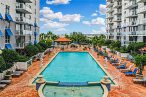 5091 NW 7th St, Miami, FL 33126, Sold 10/19/21