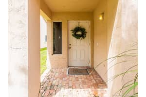 1565 Presidio Dr, Weston, FL 33327, Sold 12/03/21