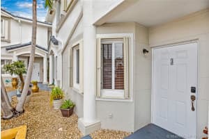 120 SW 109th Ave, Miami, FL 33174, Sold 11/05/21