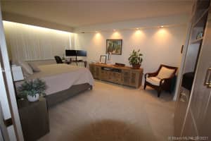 2 Grove Isle Dr B403, Miami, FL 33133, Sold 11/15/21