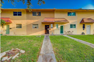 2055 NE 139th St, North Miami Beach, FL 33181, Sold 12/21/21