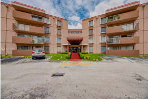 5700 SW 127th Ave, Miami, FL 33183, Sold 12/22/21