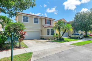 4916 SW 151st Ave, Davie, FL 33331, Sold 11/12/21