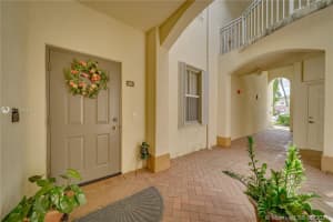 10022 NW 7th St, Miami, FL 33172, Sold 10/12/21