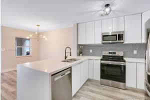 5361 SW 125th Ave, Miramar, FL 33027, Sold 11/06/21