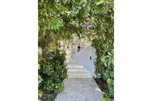 1550 Drexel Ave, Miami Beach, FL 33139, Sold 10/13/21