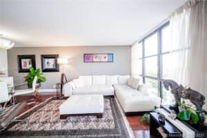 1915 Brickell Ave APT C806, Miami, FL 33129, Sold 12/01/21
