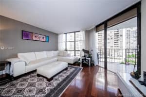 1915 Brickell Ave APT C806, Miami, FL 33129, Sold 12/01/21