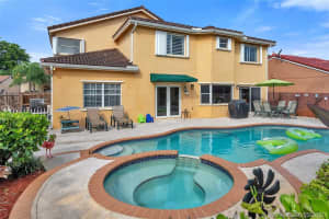 4671 SW 154th Pl, Miami, FL 33185, Sold 02/25/22