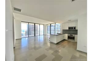 88 SW 7th St, Miami, FL 33130, Sold 12/23/21