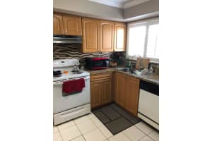 14903 SW 80th St, Miami, FL 33193, Sold 01/26/22