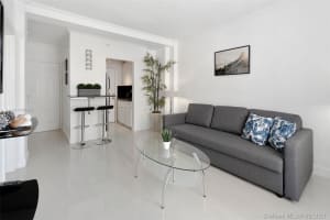 3030 Collins Ave #2g, Miami Beach, FL 33140, Sold 10/29/21
