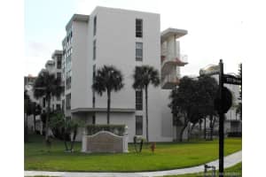 17620 Atlantic Blvd, Sunny Isles Beach, FL 33160, Sold 10/25/21
