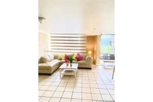 9151 Fontainebleau Blvd, Miami, FL 33172, Sold 01/19/22