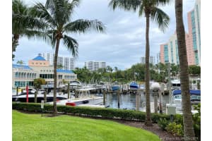 3340 NE 190th St, Aventura, FL 33180, Sold 10/15/21