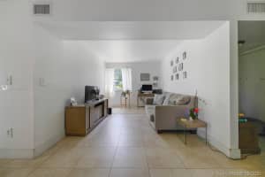 3552 Magellan Cir, Aventura, FL 33180, Sold 12/23/21