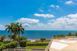 600 Grapetree Dr APT 4DN, Key Biscayne, FL 33149, Sold 10/18/21