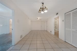 2415 NW 16th St Rd, Miami, FL 33125, Sold 11/30/21