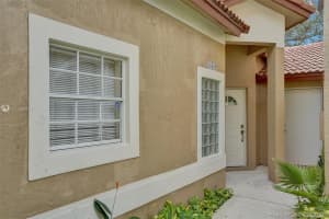 16309 Emerald Cove Rd, Weston, FL 33331, Sold 11/08/21