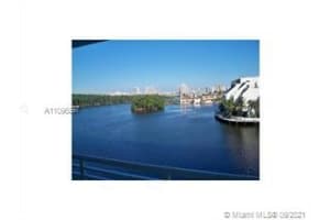 400 Kings Point Dr, Sunny Isles Beach, FL 33160, Sold 12/31/21
