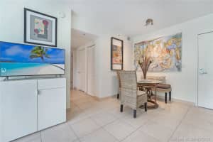 110 Washington Ave, Miami Beach, FL 33139, Sold 10/29/21