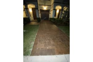 6030 Bangalow Dr, Lake Worth, FL 33463, Sold 10/08/21