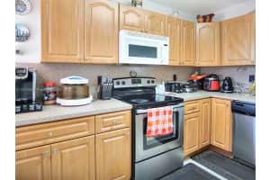 6460 W 25th Ave, Hialeah, FL 33016, Sold 03/18/22