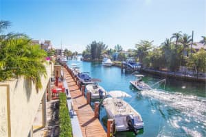 2500 NE 135th St B503, North Miami, FL 33181, Sold 05/27/22