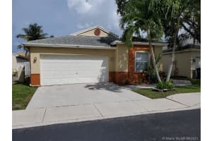 248 W Riverbend Dr, Sunrise, FL 33326, Sold 10/15/21