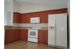 248 W Riverbend Dr, Sunrise, FL 33326, Sold 10/15/21